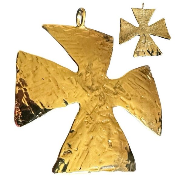 Neiman Marcus Hammered Gold-Tone Artisan Cross Pendant - Picture 7 of 17